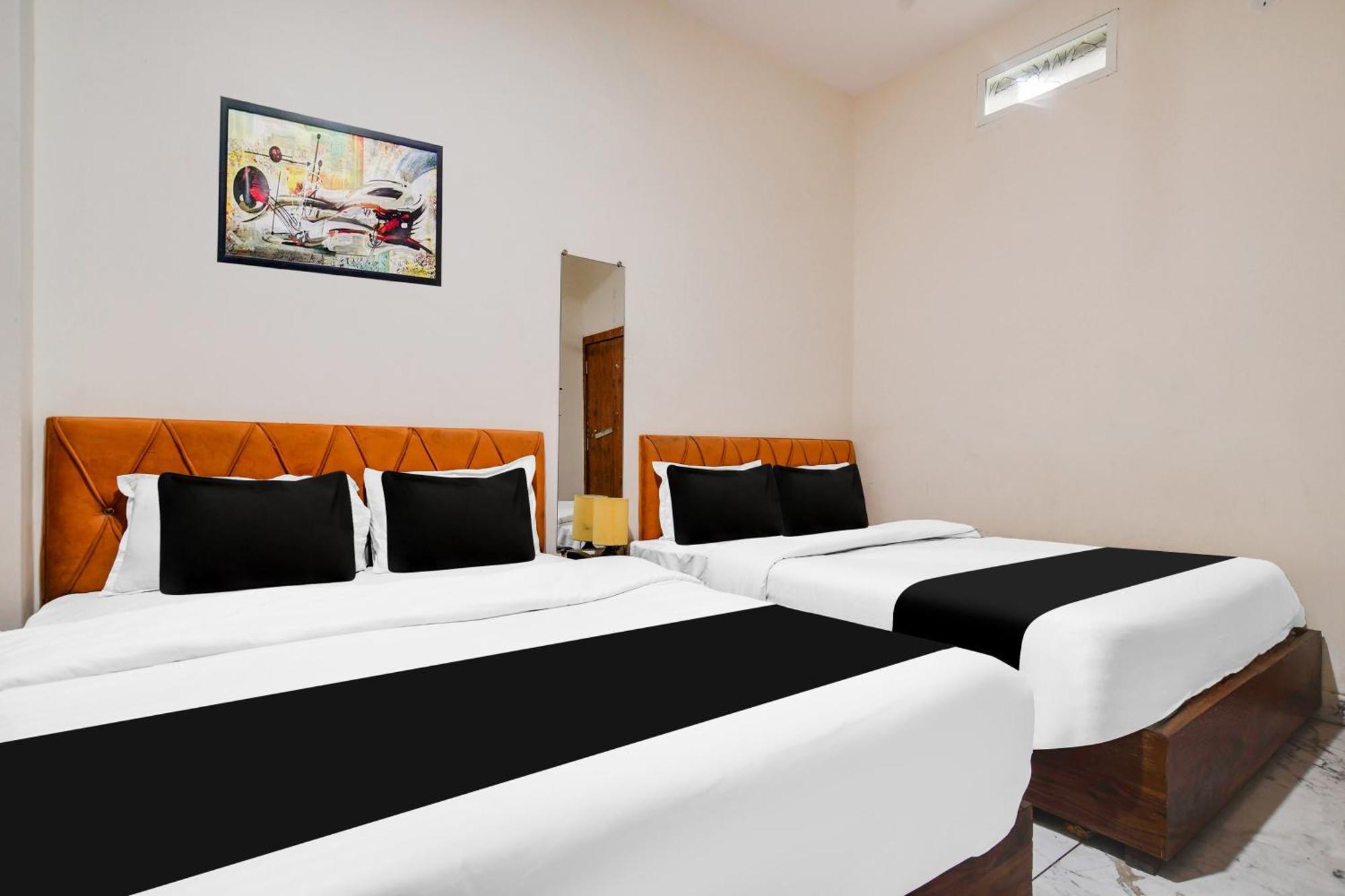 Hotel O Ujjain Near Hari Fatak Kültér fotó
