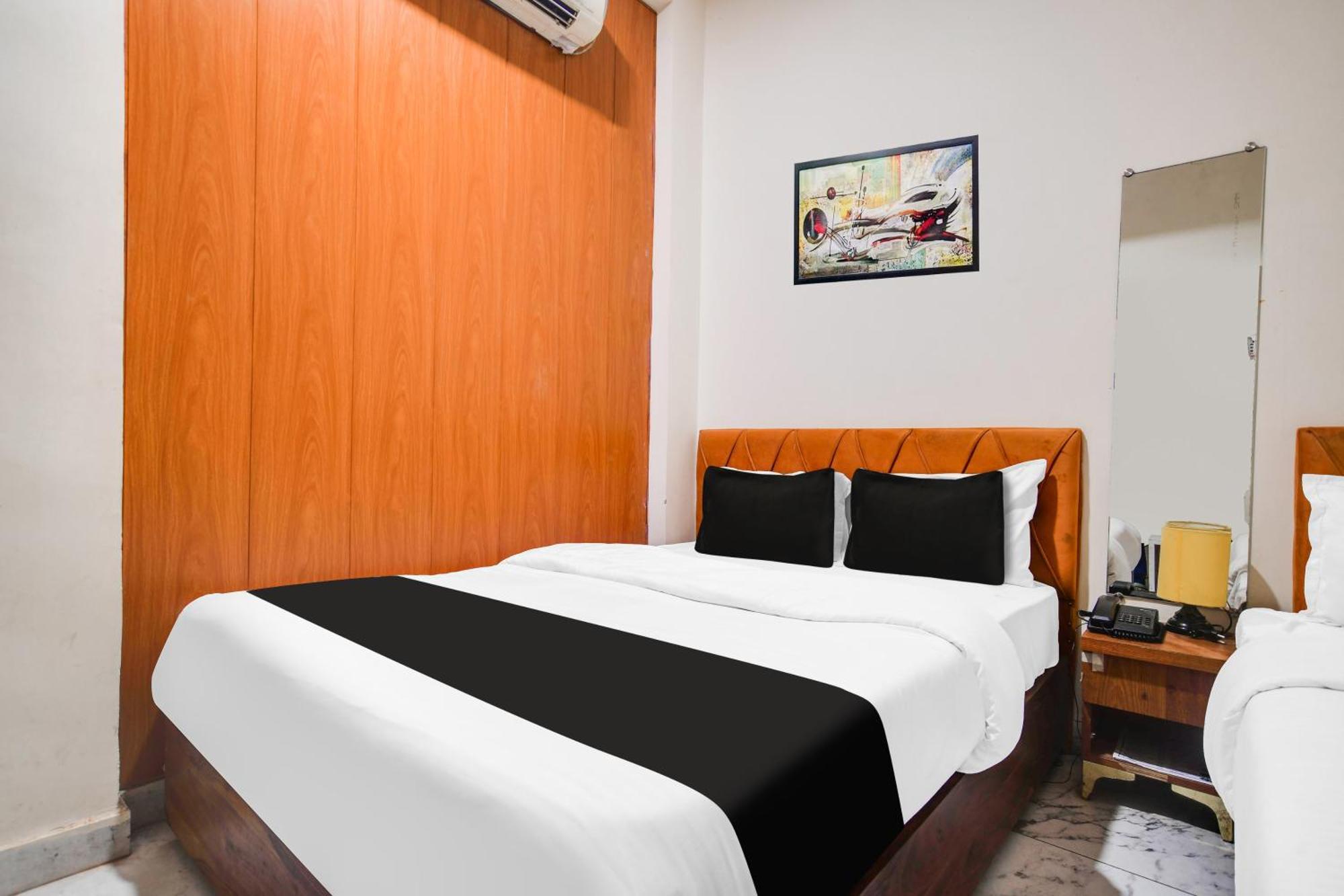 Hotel O Ujjain Near Hari Fatak Kültér fotó